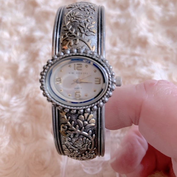 Kim Roger’s Silvertone Floral Design Bangle Watch - Picture 2 of 6